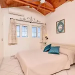 étienne In Location Zakynthos
